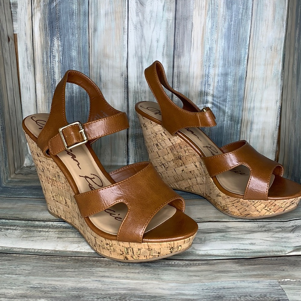American Rag Rochelle Platform Wedge Sandals
